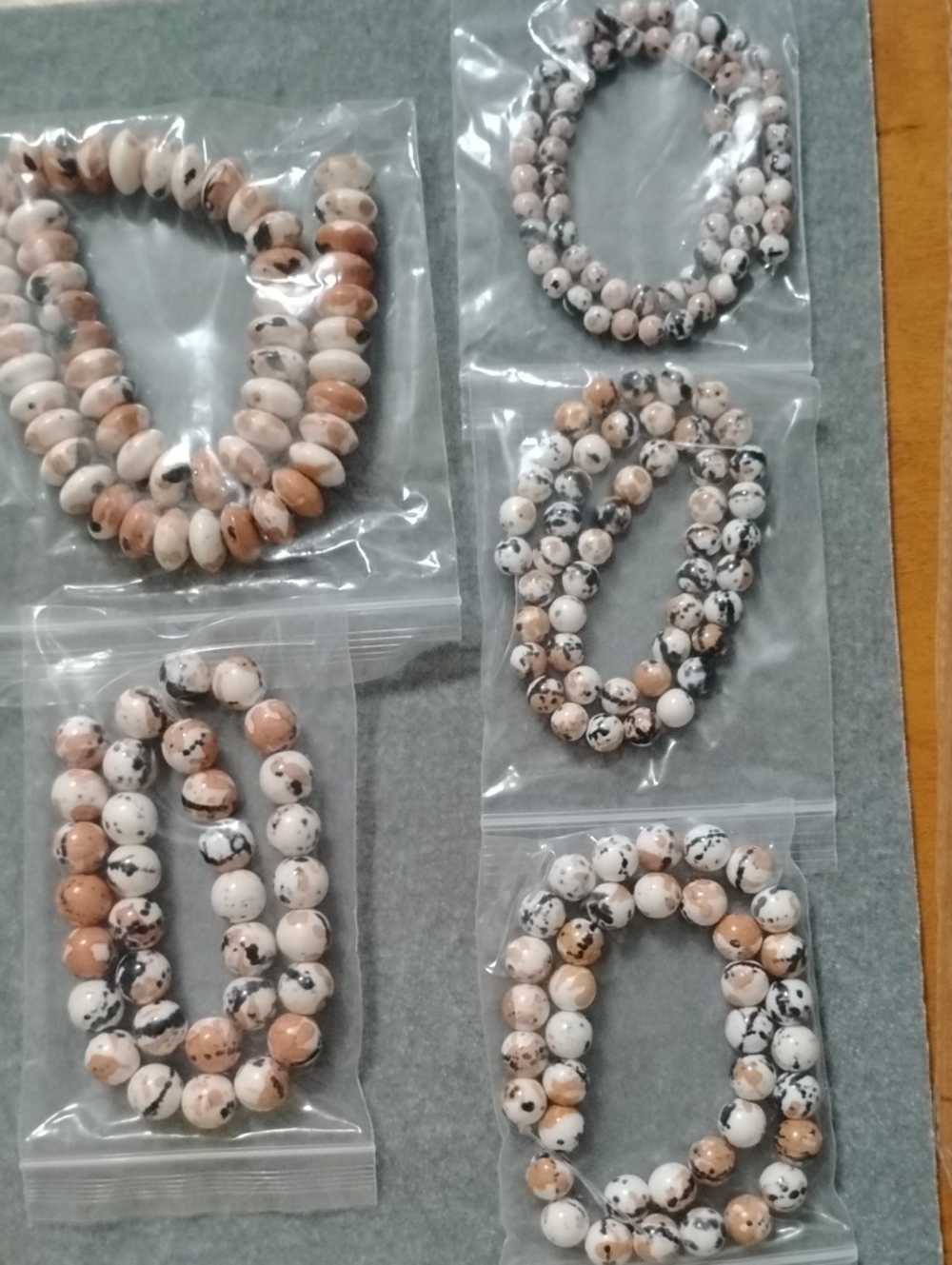 Multi Strand, Graduated Size Beads